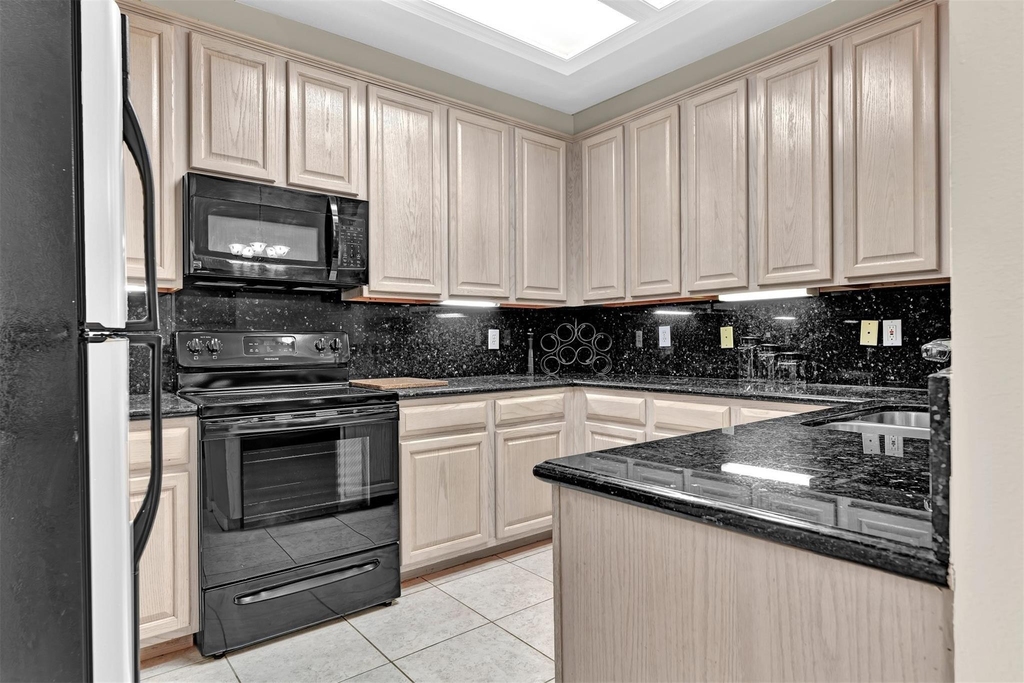 14420 Walters Road - Photo 4