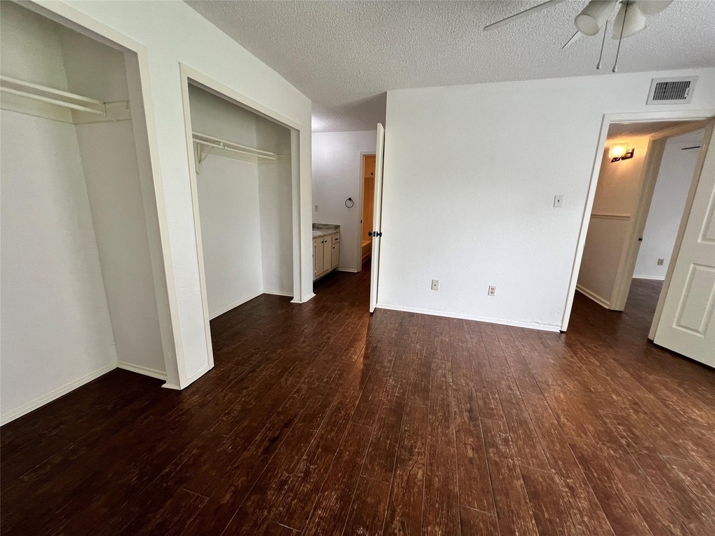 11506 Meadow Pines Court - Photo 14