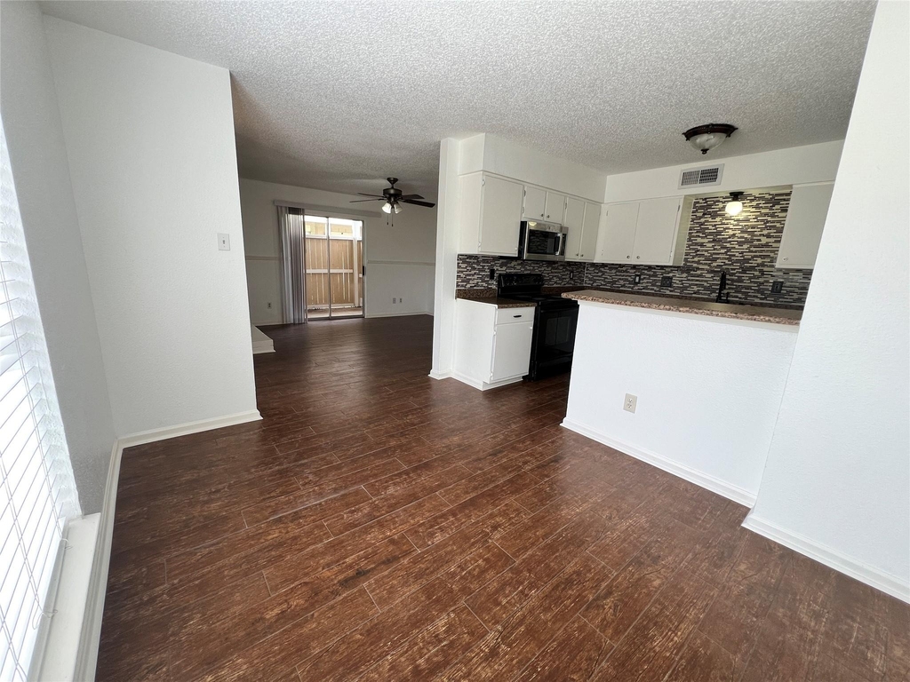 11506 Meadow Pines Court - Photo 4