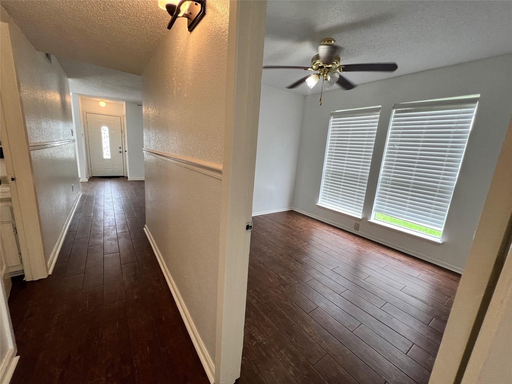 11506 Meadow Pines Court - Photo 16