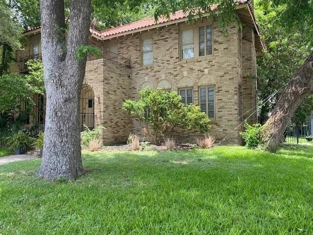 4802 La Branch Street - Photo 7