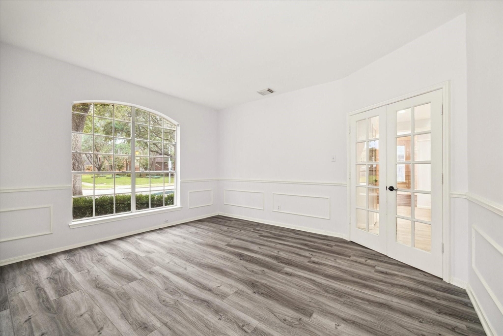 2715 Oakland Drive - Photo 16