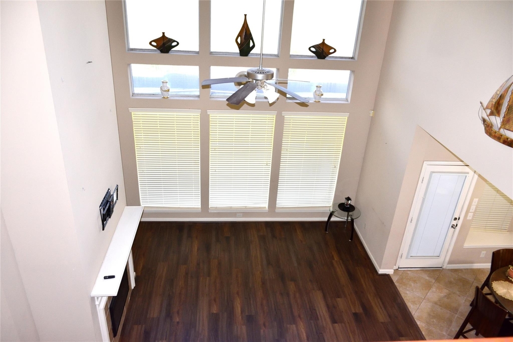5106 Autumn Rose Lane - Photo 18