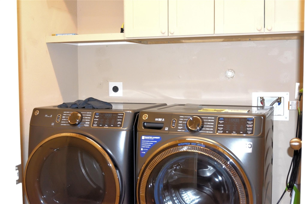 5106 Autumn Rose Lane - Photo 3