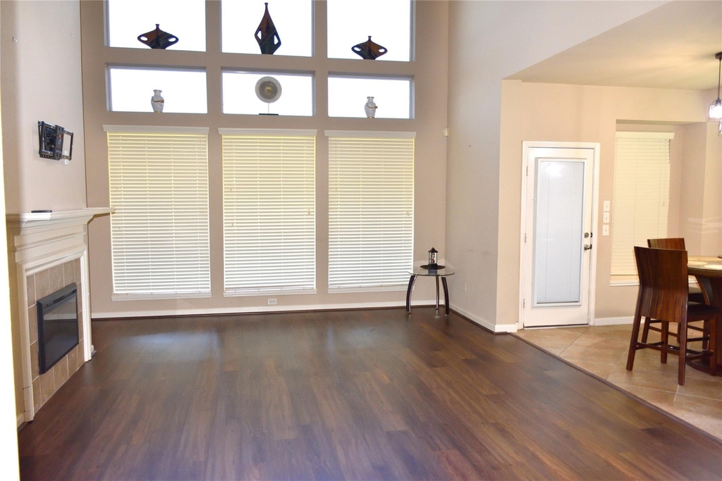 5106 Autumn Rose Lane - Photo 8