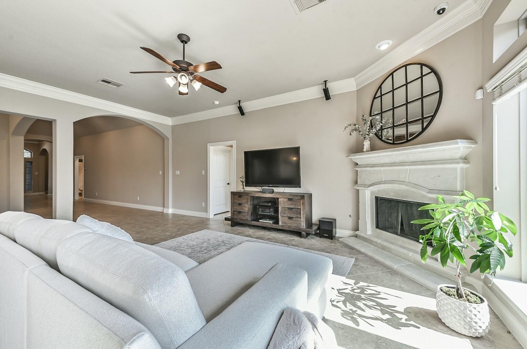 10323 Belvamera Road - Photo 4
