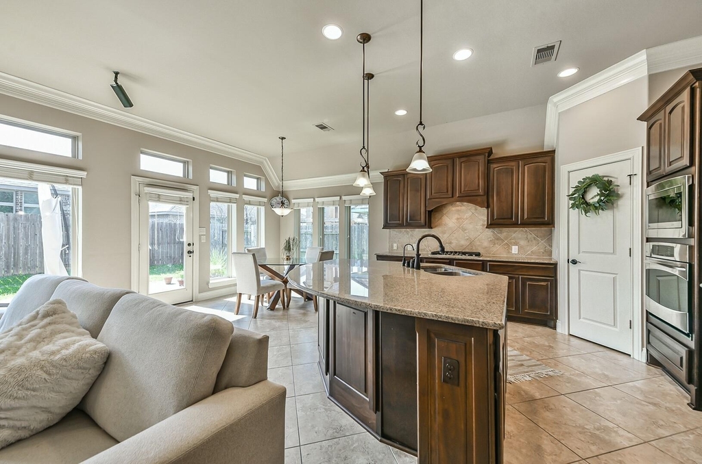 10323 Belvamera Road - Photo 9
