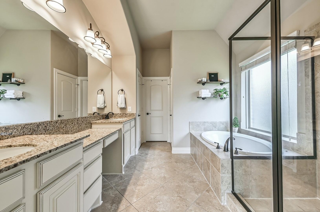 10323 Belvamera Road - Photo 15