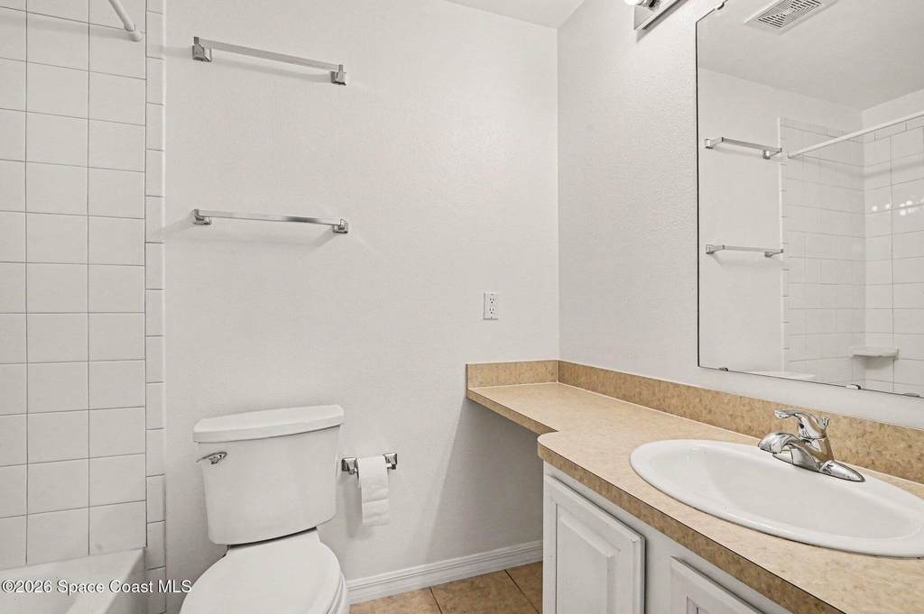 255 W Towne Place - Photo 12