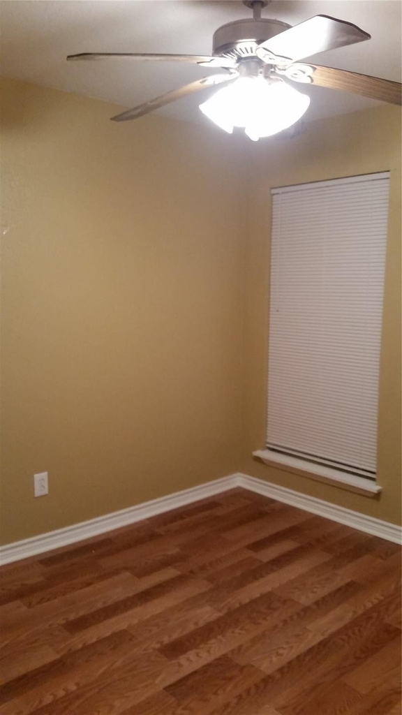 6826 Heather Hollow Drive - Photo 11