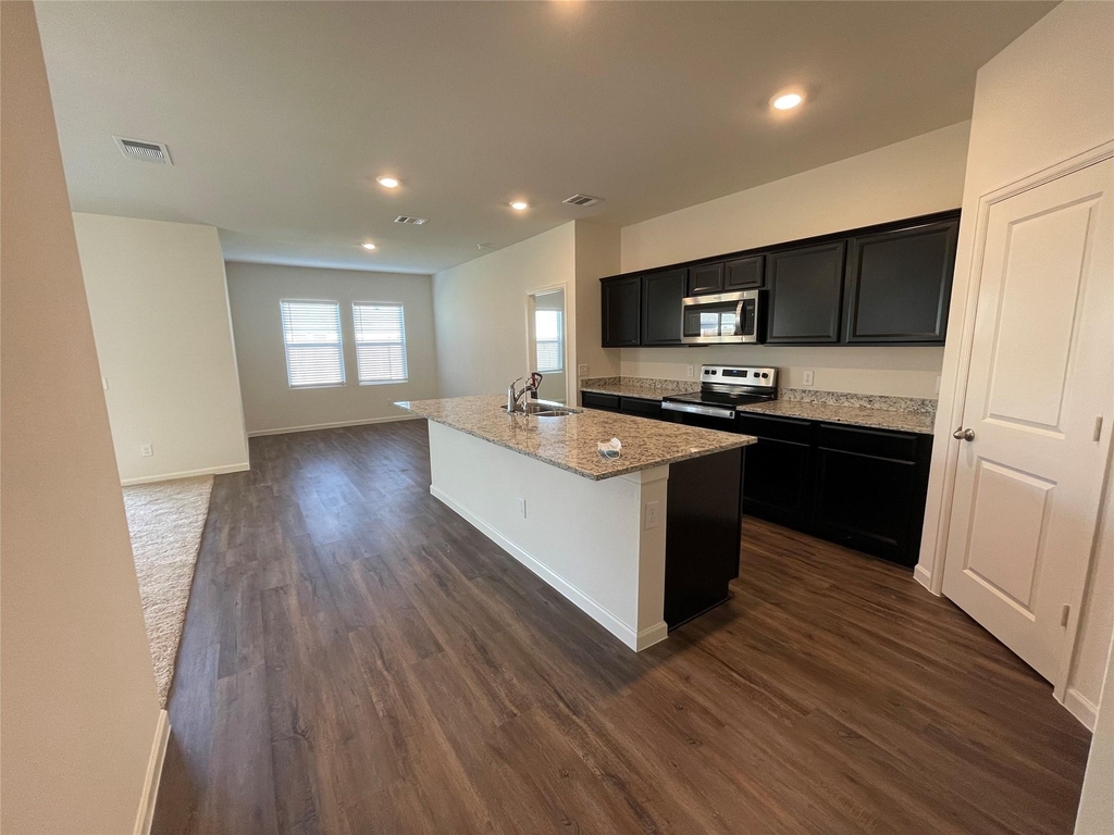 10084 Pappas Drive - Photo 2