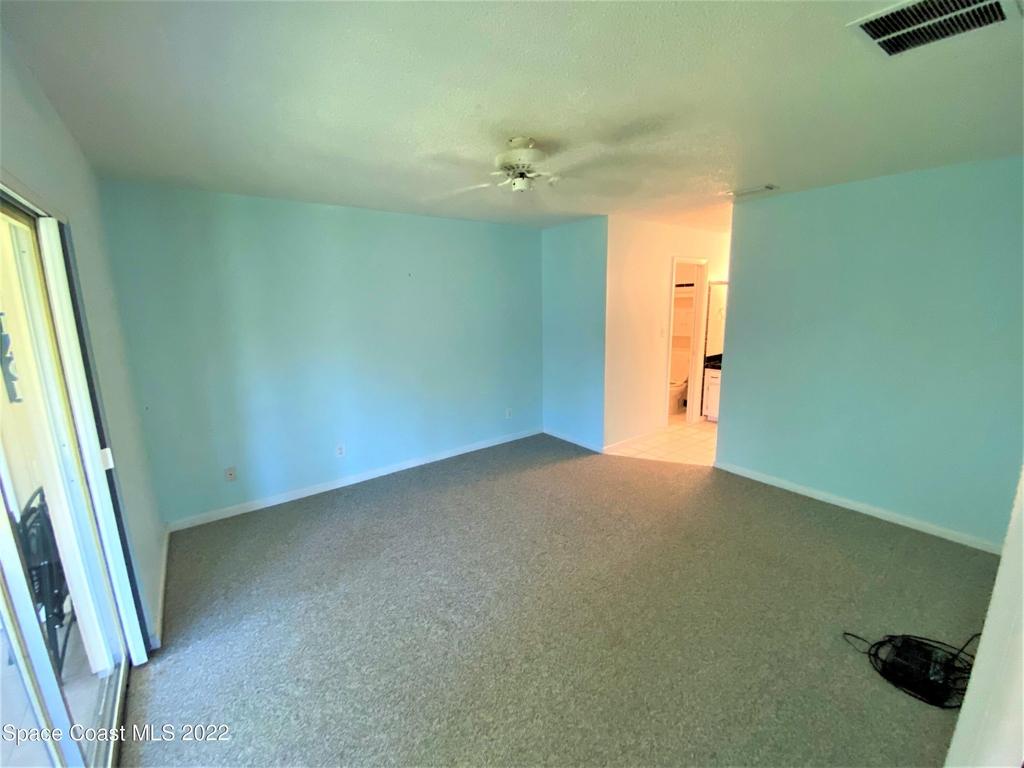 141 Aquarius Way - Photo 8