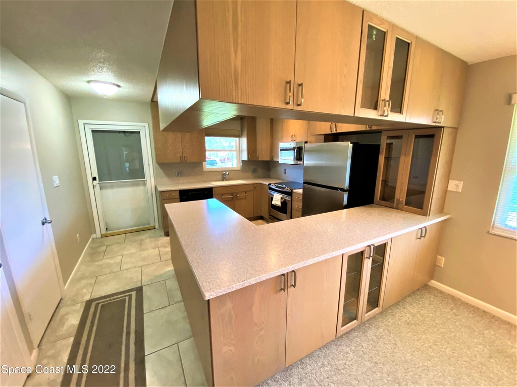 141 Aquarius Way - Photo 1
