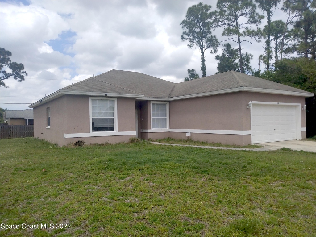 1387 Ginza Road Nw - Photo 0