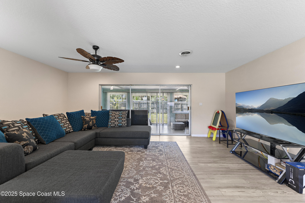 116 Royal Palm Avenue - Photo 8
