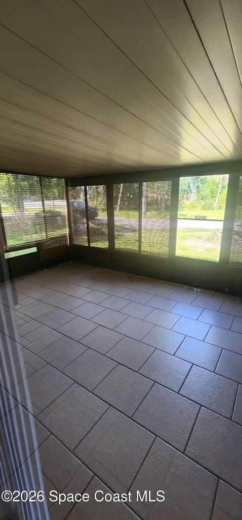255 S Tropical Trail - Photo 9