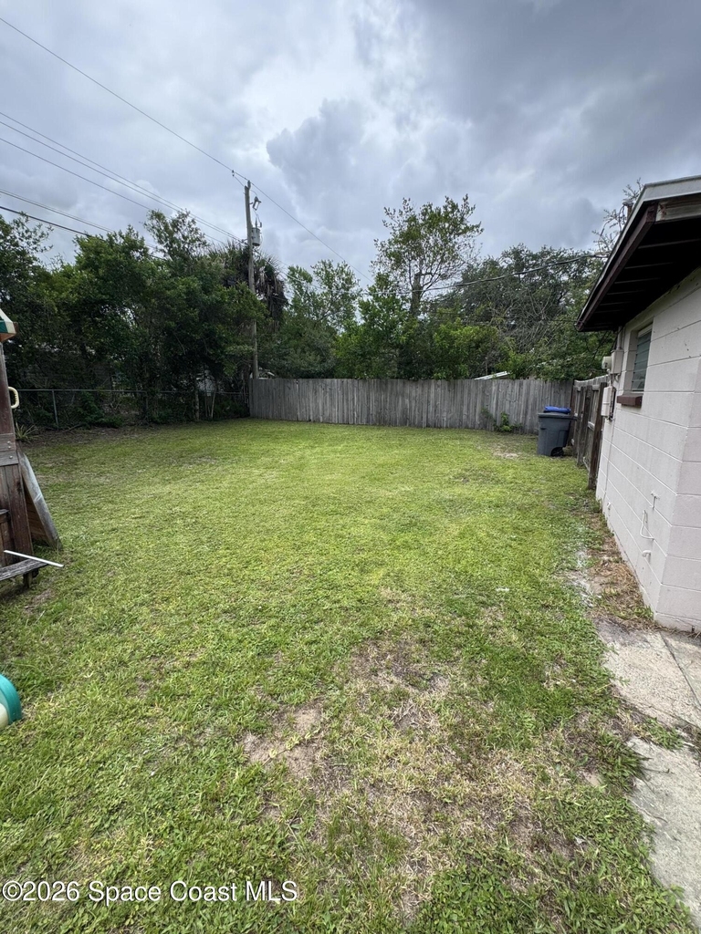 4480 Gray Avenue - Photo 9