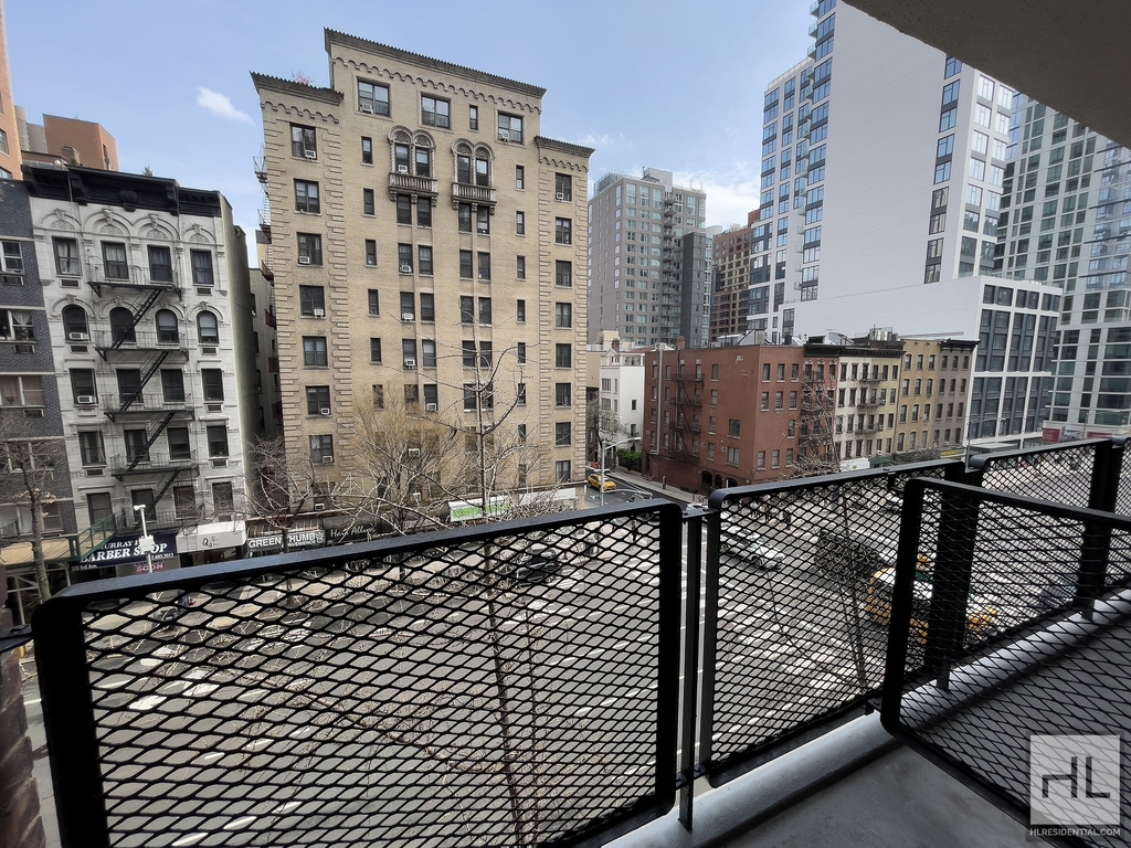East 35 Street - Photo 1