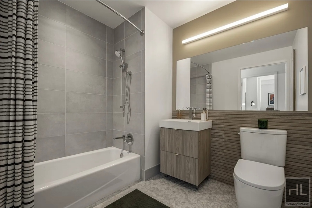 10th Avenue - Photo 2