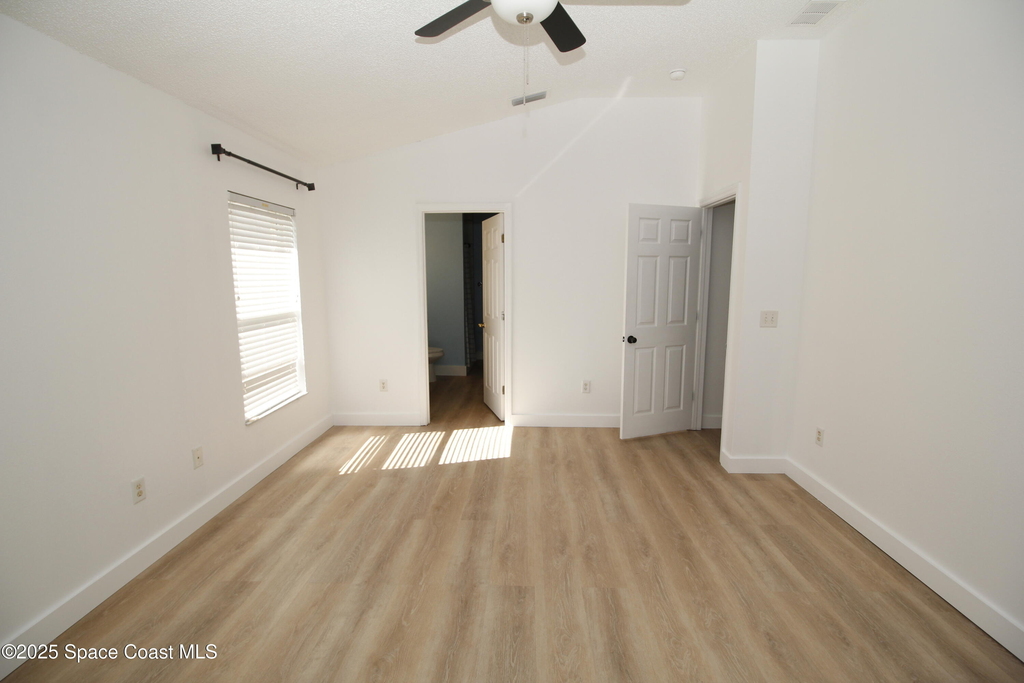 2440 Bridgeport Circle - Photo 10