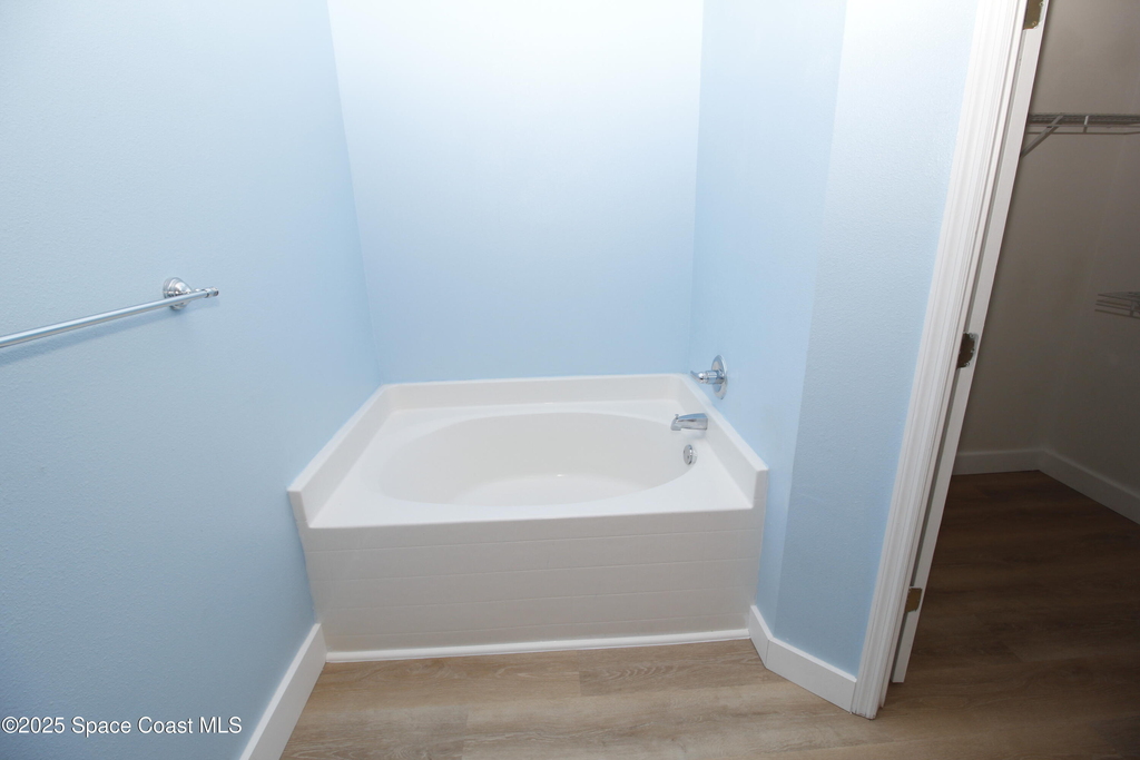2440 Bridgeport Circle - Photo 14
