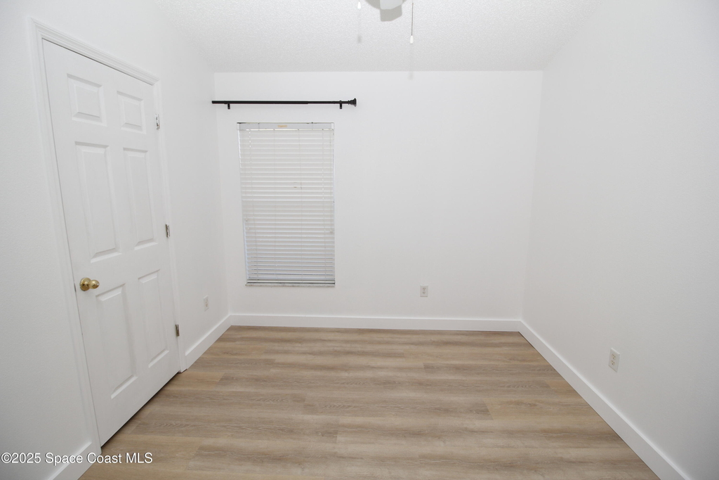 2440 Bridgeport Circle - Photo 15