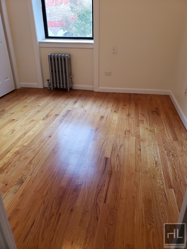West 45 Street - Photo 2