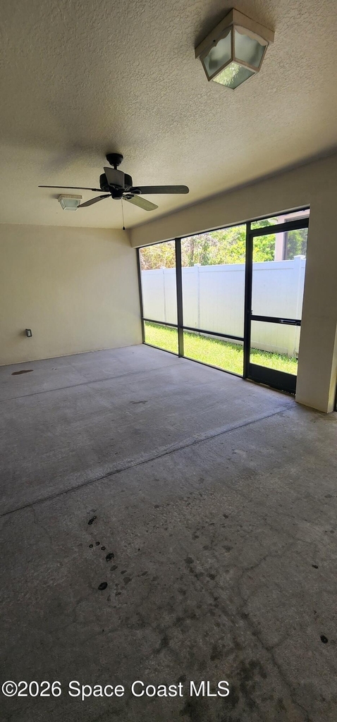 1247 Donegal Drive - Photo 23