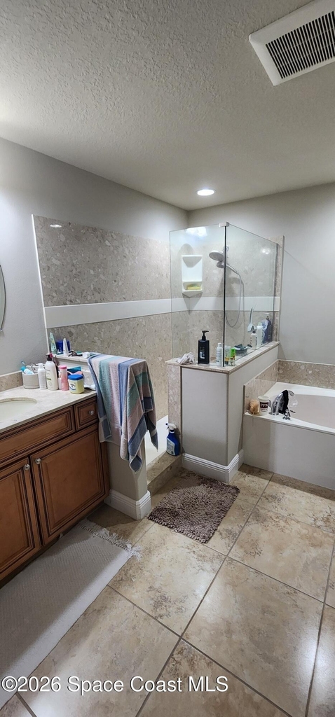 1247 Donegal Drive - Photo 13