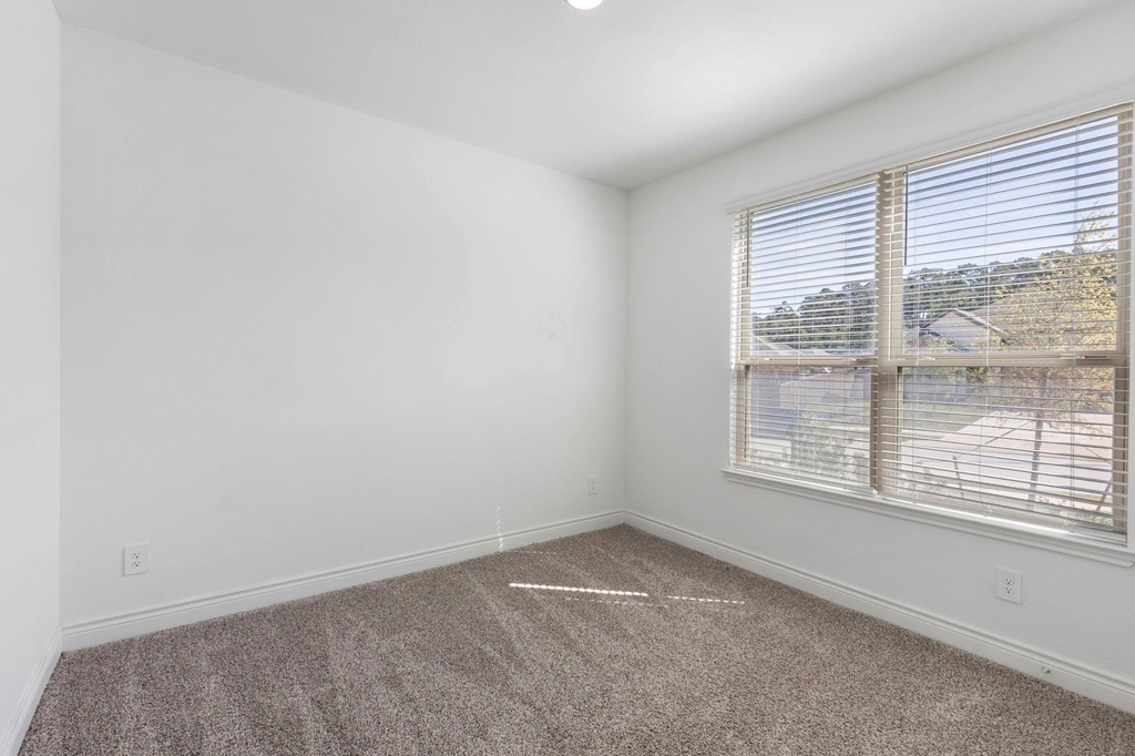 1144 Purple Orchid Street - Photo 5