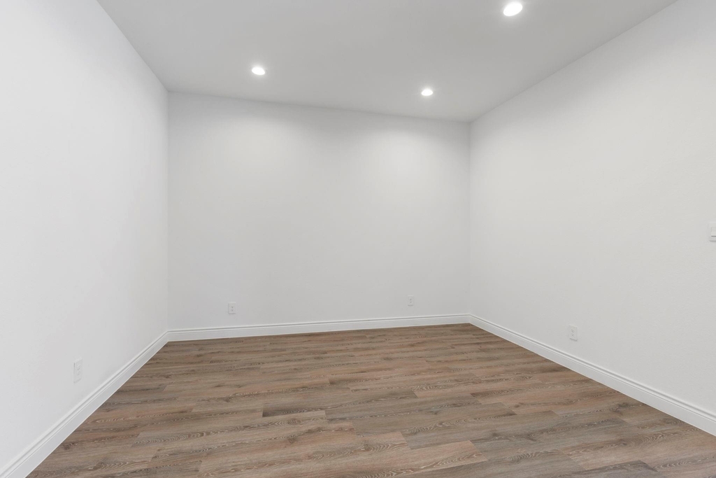 1144 Purple Orchid Street - Photo 13