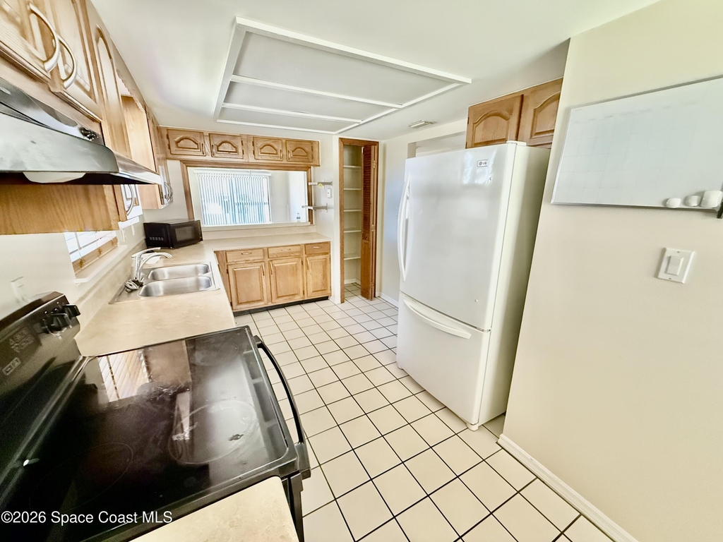 5650 N Banana River Boulevard - Photo 5