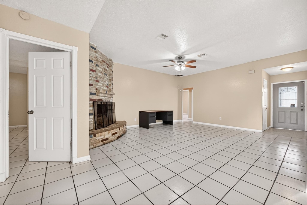 7422 Cortes Drive - Photo 9