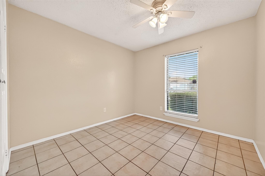 7422 Cortes Drive - Photo 22