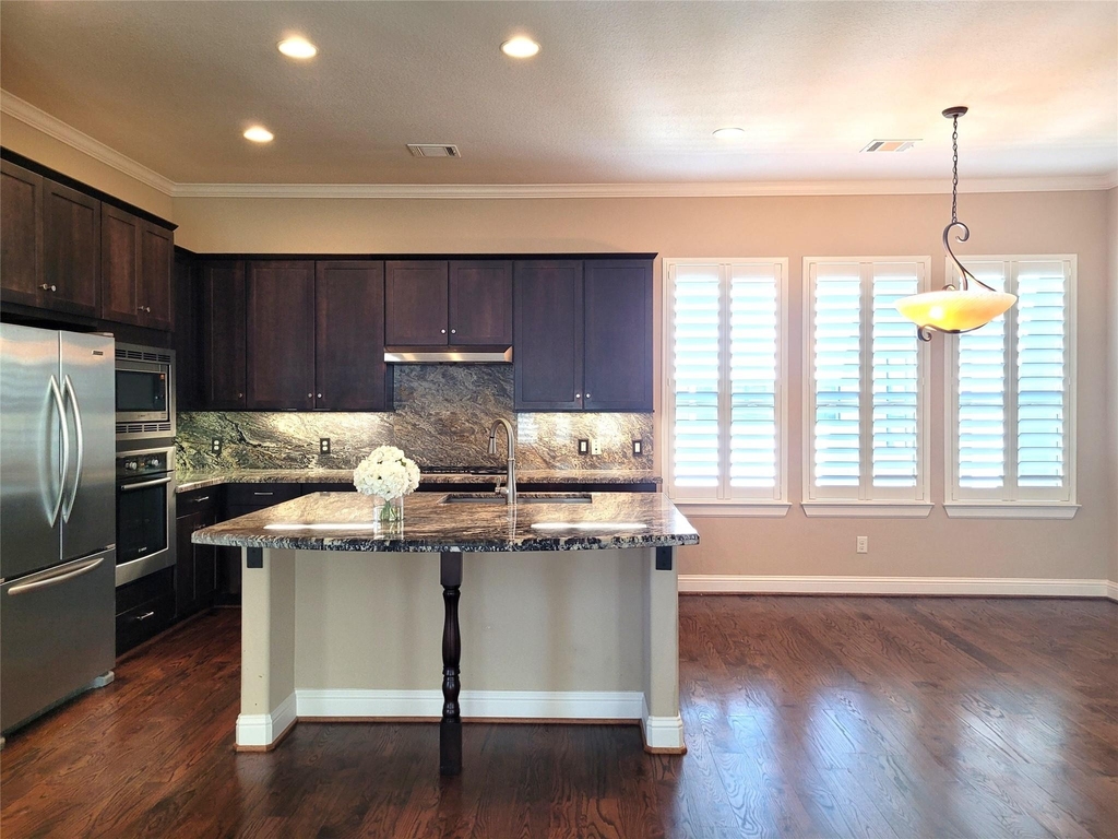 1508 Fowler Street - Photo 4