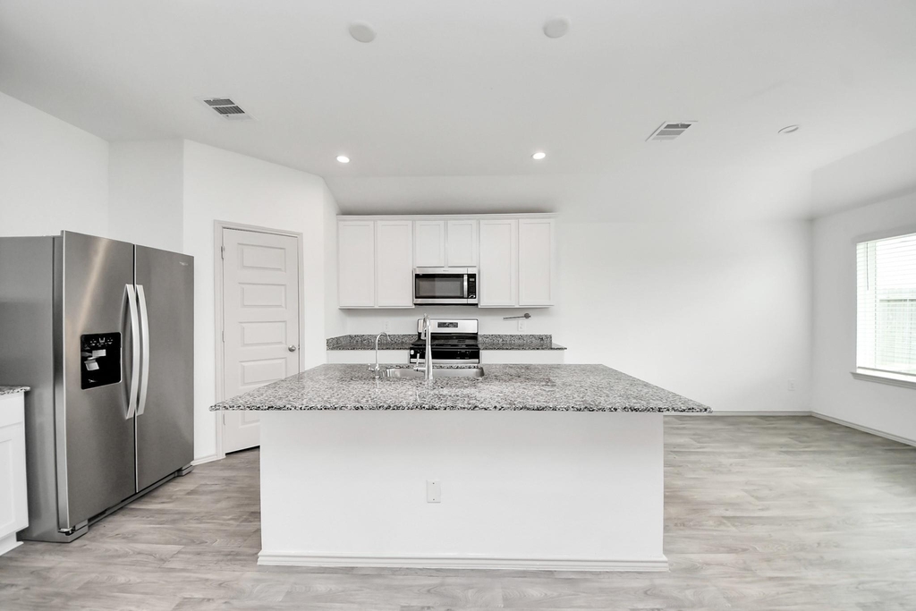 3521 Rockefeller Road - Photo 17