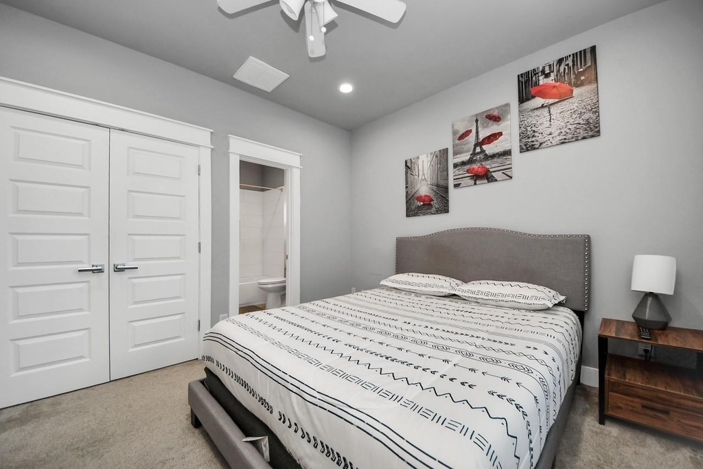 425 Gregg Street - Photo 16