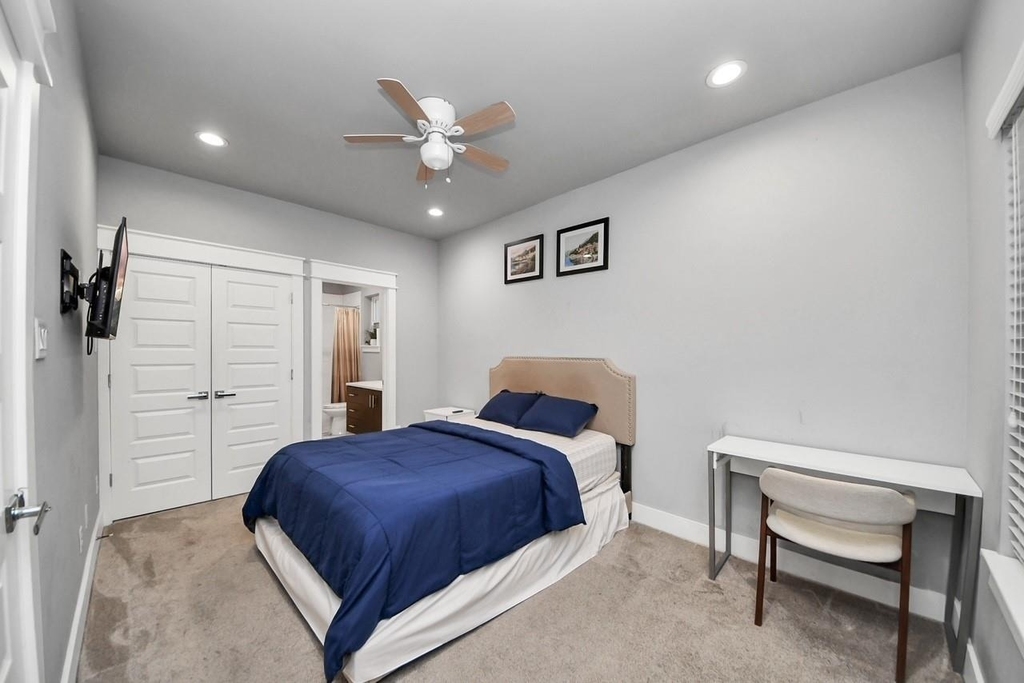 425 Gregg Street - Photo 3