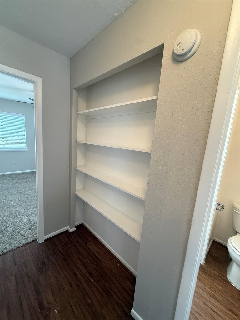 923 Carrell Street - Photo 8