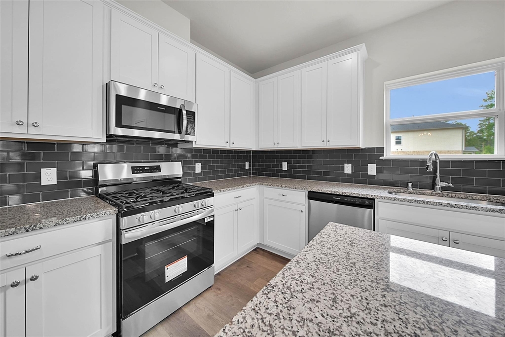 16478 Branchers Drive - Photo 8
