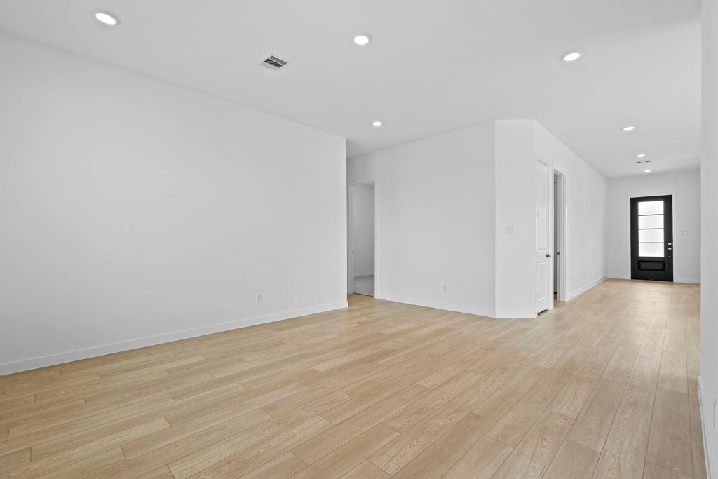 2720 Grove Crest Drive - Photo 15
