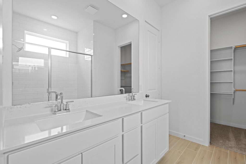 2720 Grove Crest Drive - Photo 18
