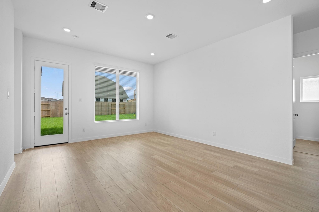 2720 Grove Crest Drive - Photo 13