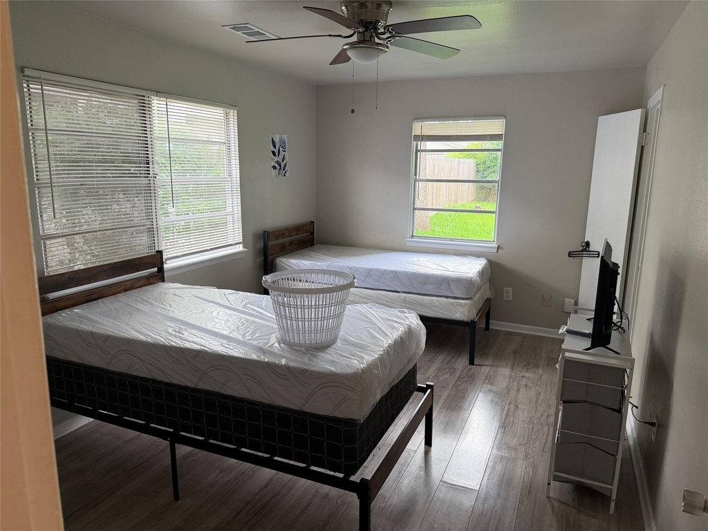 7626 Rhobell Street - Photo 3