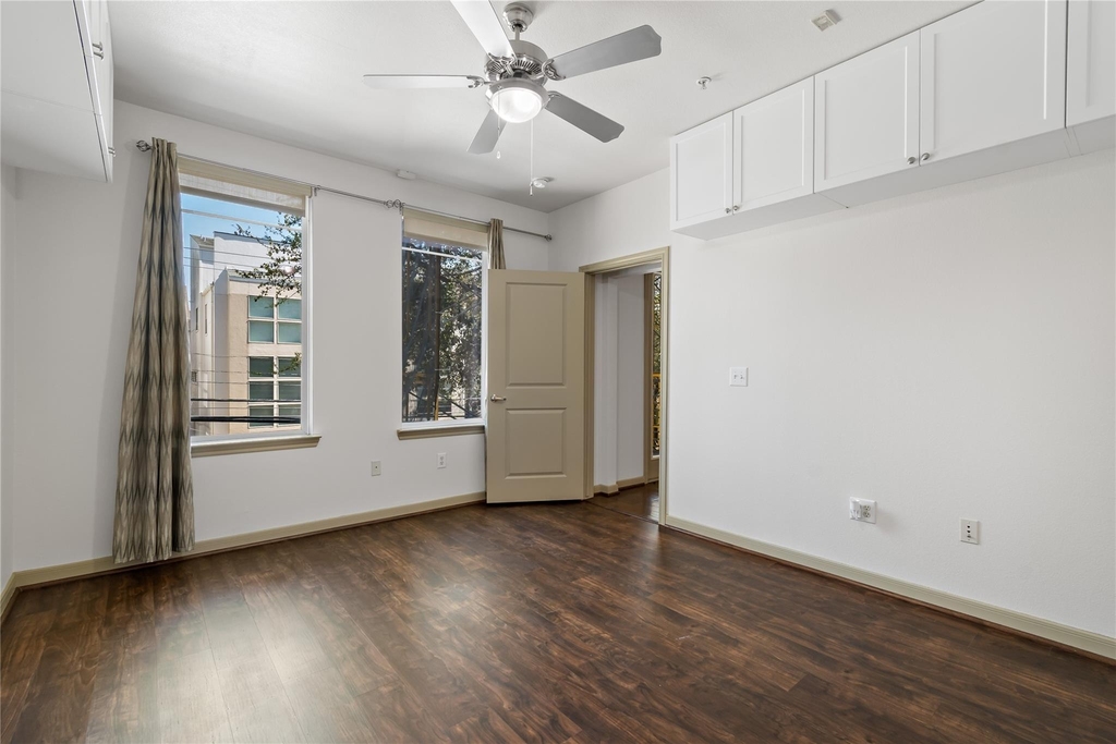 505 Jackson Hill Street - Photo 5