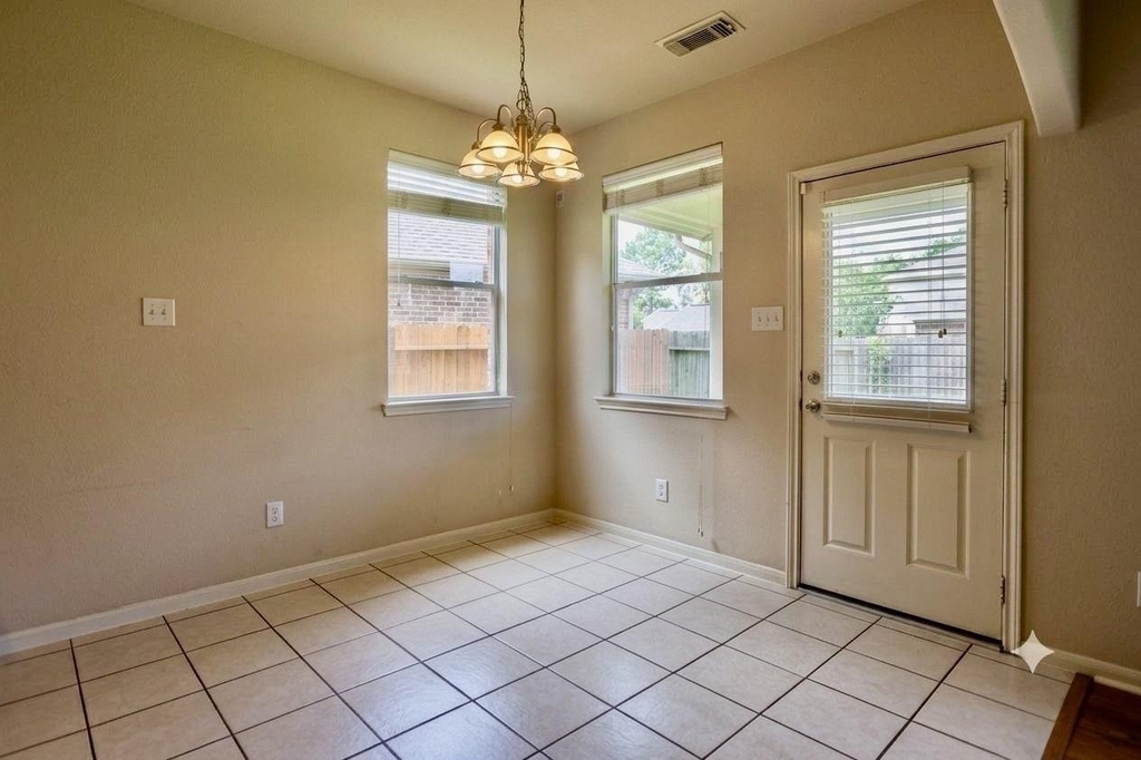 5102 Heatherdawn Ct - Photo 13