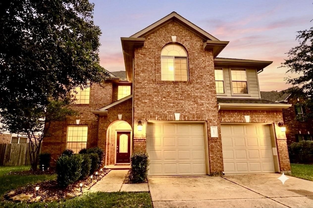 5102 Heatherdawn Ct - Photo 1