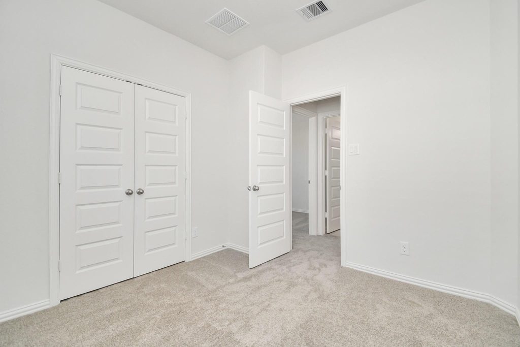 1534 Revolution Way - Photo 37