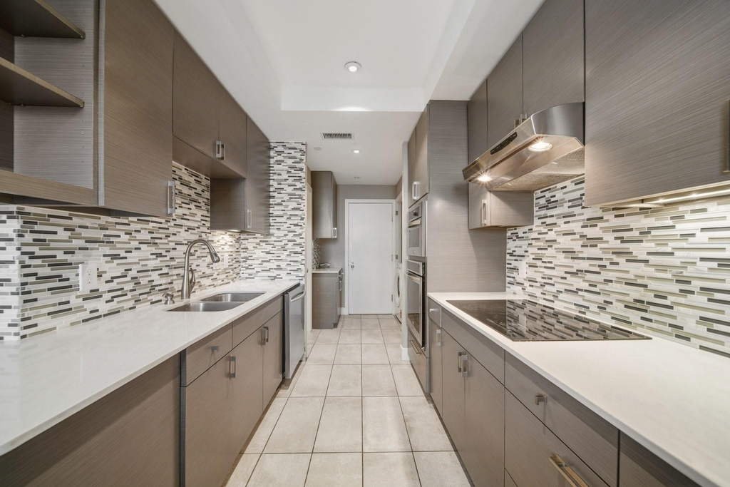 5100 San Felipe Street - Photo 2