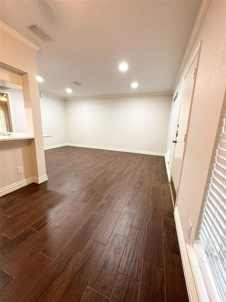 8935 Gaylord Street - Photo 4